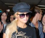 Paris Hilton et Cy Waits se rendent à l'aéroport de Sao Paulo pour regagner Los Angeles, vendredi 28 janvier.