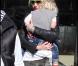 Gwen Stefani accompagne Zuma dans un laboratoire (3 février 2011 à Los Angeles)