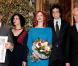 Matthew Weiner et sa femme Linda Brettier, Christina Hendricks et son compagnon Geoffrey Arend, et John Slattery et sa femme Talia Balsam, à l'Hôtel de Ville de Paris, le 8 février 2011.
