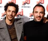 Tomer Sisley fait des blagues graveleuses en série... même sur Sharon Stone !