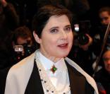 La présidente du jury Isabella Rossellini à l'occasion de la présentation de  True Grit , en ouverture de la 61e Berlinale, le 10 février 2011.