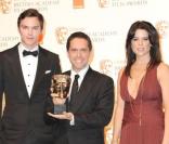 Nicholas Hoult, Lee Unkrich et Neve Campbell lors des BAFTA awards à Londres le 13 février 2011