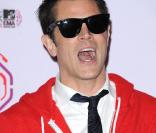 On devrait peut être faire se rencontrer Johnny Knoxville et Michaël Youn ! Cela promettrait de belles séquences en perspective. 