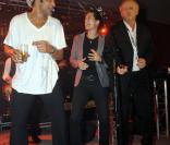 <div>Amélie Mauresmo et Yannick Noah chantent à La Soirée d\'Amélie, le 8 février 2011, à Paris.</div>