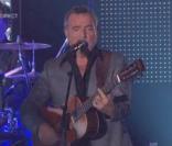 Bernard Lavilliers est nommé pour dans la catégorie Artiste interprète masculin, lors de la seconde moitié des Victoires de la Musique 2011, mardi 1er mars sur France 2.
