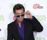 Lance Bass assiste à l'avant-première du film  Take me home tonight , mercredi 2 mars à Los Angeles.