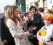 Kate Middleton et le prince William étaient en visite à Belfast le 8 mars 2011, où ils ont notamment démontré leurs aptitudes pour le lancer de crêpe et le planter de poteau.