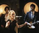 Duffy chante My Boy, au Café de Paris, en 2010