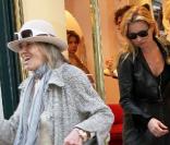 Kate Moss et sa mère font du shopping à Paris le 22 mars 2011