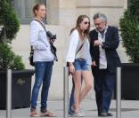 Uma Thurman et ses enfants Maya et Levon en vacances à paris le 25 mars 2011