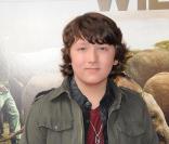 Le plus jeune des Jonas Brothers, Frankie Jonas, venu à la première mondiale de  Born to be wild 3D , à Los Angeles le 3 avril 2011 