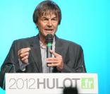 Nicolas Hulot se déclare candidat à la présidentielle de 2012 lors d\'un discours à la salle des fêtes de Sevran, le 13 avril 2011