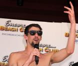Michael Phelps lors de l'inauguration de l'Encore Beach Club de Las Vegas le 16 avril