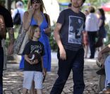 Kate Hudson et son compagnon Matthew Bellamy, ainsiq ue son fils Ryder, le 2 avril 2011