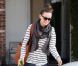 Olivia Wilde toute jolie mais casual pour faire ses courses à L.A le 19 avril 2011.
