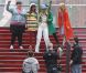 Les comédiennes de la série Glee tournent une scène à Times Square (New York), lundi 25 avril.