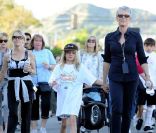Jamie Lee Curtis à l\'occasion de la marche 5K Walk organisée en soutien aux Hôpitaux pour Enfants, à Los Angeles, le 30 avril 2011.