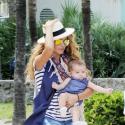 Paulina Rubio : Une jeune maman sexy qui a déjà retrouvé la ligne !