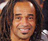 Yannick Noah lors de l\'enregistrement de Vivement Dimanche en octobre 2010