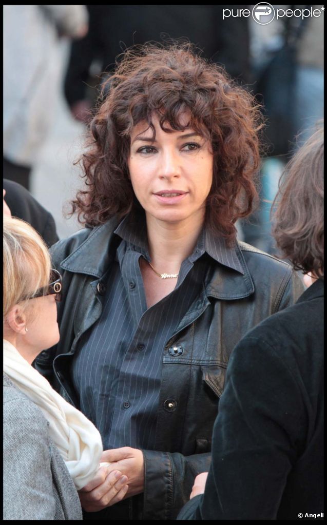 Anne de Petrini assiste au dernier hommage rendu à Marie-France Pisier, en l'église Saint-Roch, à Paris, le 5 mai 2011.