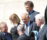 Daniel Cohn-Bendit, Jean-Pierre Elkabbach, Lionel Jospin et Jack Lang assistent au dernier hommage rendu à Marie-France Pisier, en l\'église Saint-Roch, à Paris, le 5 mai 2011.