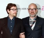 Michael Stipe et Thomas Dozol, Los Angeles, le 27 février 2011 <br />