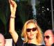 Uma Thurman arrive à Cannes afin d'assister au festival, qui se tient du 11 au 22 mai 2011.