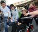 Bernardo Bertolucci arrive à Cannes afin d'assister au festival, qui se tient du 11 au 22 mai 2011.