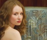 La bande-annonce de  Sleeping Beauty , présenté en compétition officielle au 64e Festival de Cannes, le 12 mai 2011.