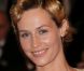 Cécile de France, discrètement glamour, lors de la présentation au festival de Cannes du Gamin au vélo le 15 mai 2011 