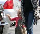 Nicole Richie et son adorable Harlow dans les rues de Los Angeles en mai 2011