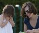 Milla Jovovich et sa fille Ever s'amusent au parc à Los Angeles le 29 avril 2011.