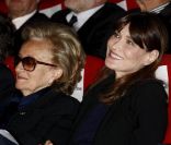 Carla Bruni-Sarkozy, Bernadette Chirac et Gérard Depardieu au centre Pompidou, le 17 mai 2011, lors d'un colloque sur l'illettrisme organisé par la fondation éponyme de la first lady.