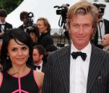 Philippe Caroit et une amie lors de la montée des marches du film La Conquête le 18 mai 2011 à l'occasion du 64e Festival de Cannes