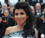 Reem Kherici lors de la montée des marches du film La Conquête le 18 mai 2011 à l'occasion du 64e Festival de Cannes