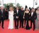 Jean-Paul Gaultier, Marisa Paredes, Antonio Banderas, Pedro Almodovar, Elena Anaya, Jan Cornet et Blanca Suarez lors de la présentation du film La Piel que Habito au festival de Cannes le 19 mai 2011