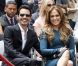Jennifer Lopez et son époux Marc Anthony lors de l'hommage sur le Hollywood Walk of Fame de Simon Fuller le 23 mai 2011 à Los Angeles