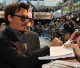 Johnny Depp en promotion pour <em>Pirates des Caraïbes : La Fontaine de Jouvence</em>, sorti le 18 mai 2011.
