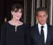 Carla-Bruni Sarkozy (enceinte) et son époux Nicolas Sarkozy sur le perron du Ciro's, à Deauville, le 26 mai 2011.