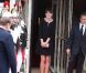Carlita, enceinte, et Nicolas Sarkozy accueillent Silvio Berlusconi au Ciro's, à Deauville. 