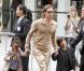 Brad Pitt avec ses enfants Zahara et Pax lors de l'avant-première du film Kung Fu Panda 2 à Los Angeles le 22 mai 2011