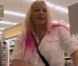 Loana au supermarché dans Les Anges de la télé-réalité : Miami Dreams le jeudi 2 juin sur NRJ 12