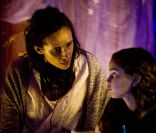 Karine Silla et sa fille Iman sur le tournage du film Un Baiser papillon