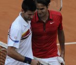 Roger Federer bat l'incroyable Novak Djokovic en demi-finale de Roland-Garros, le 3  juin 2011