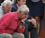 Jean-Paul Belmondo avec son grand ami Charles Gérard à Roland-Garros, le 3 juin 2011
