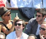 Gaspard Ulliel et sa compagne Jordane Crantelle à Roland-Garros, le 3 juin 2011