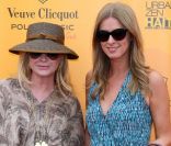 Nicky Hilton était de sortie avec sa maman Kathy lors du match de polo caritatif organisé au profit d'Haïti le 5 juin 2011 à New York