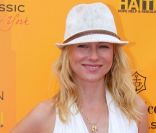 Naomi Watts lors du match de polo caritatif organisé au profit d\'Haïti le 5 juin 2011 à New York