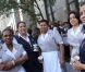Des femmes de chambre manifestent leur mécontentement devant le tribunal de New York, lors de l'audience de DSK, le 5 juin 2011.