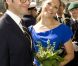La princesse Victoria et le prince Daniel de Suède à Stockholm, le 6 juin 2011, pour les célébrations de la fête nationale suédoise. Dès 10 heures, le couple a donné le coup d'envoi de la journée en saluant le public à la porte sud du palais. 